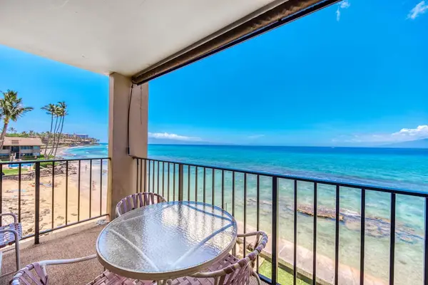 Oceanfront Lanai Made For Sunset Moments