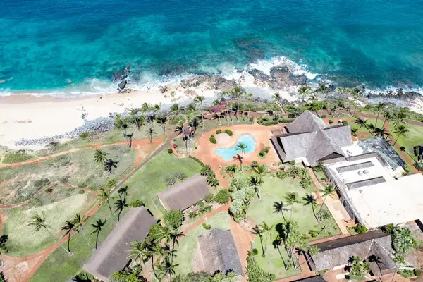 Pacific coastline offers inviting views beside Pacific waters