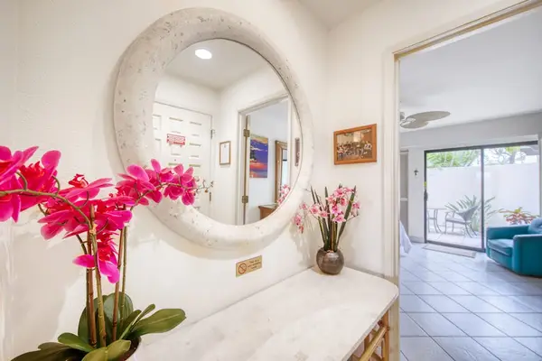 Elegant Bedroom Vanity Nook