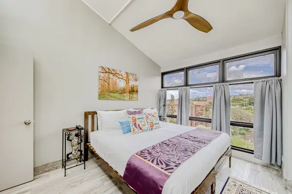 Wake Up To Beautiful Island Views