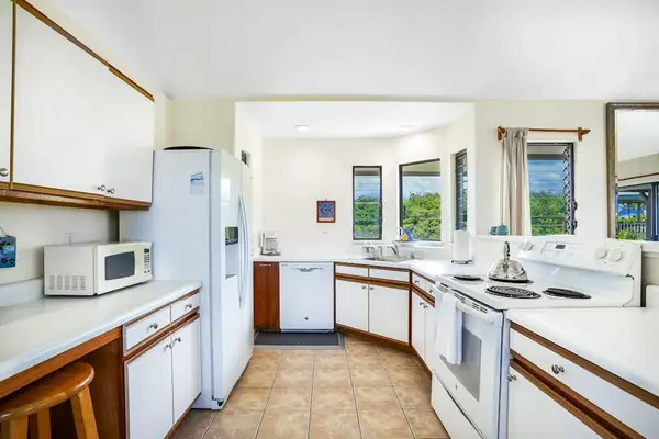 Bright Kitchen Designed For Easy Meals