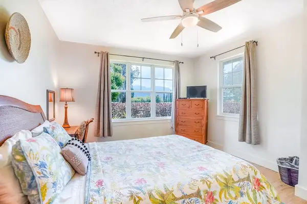 Cozy Queen Bedroom for Peaceful Nights