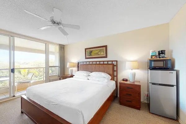 Comfortable Space for Family and Friends Together