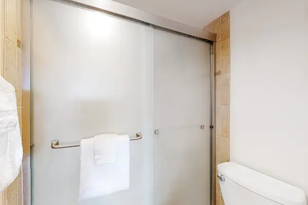 Fresh towels and thoughtful comforts always available