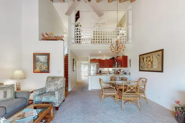 Bright Island Retreat With Lofted Ceilings