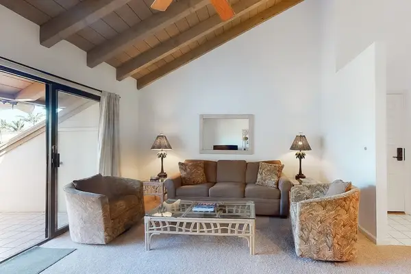 Cozy Island Style Retreat