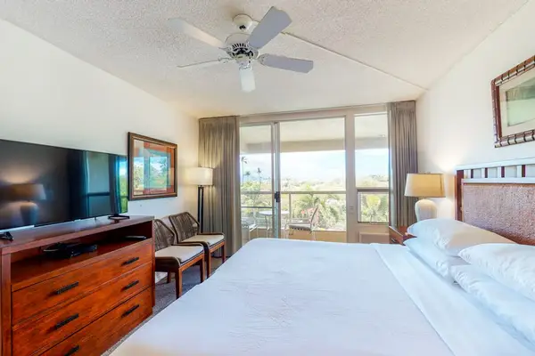 Bedroom With Ocean View Glimpses