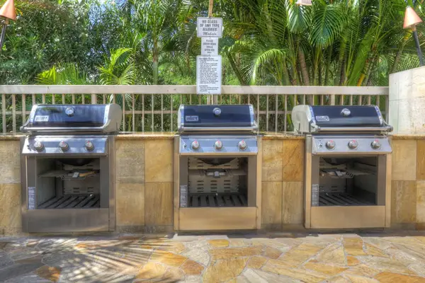 Island BBQ Grills For Memorable Cookouts