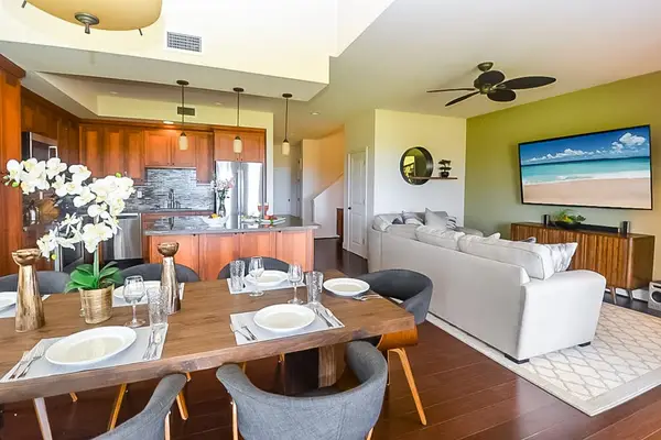 Casual dining with bright natural light