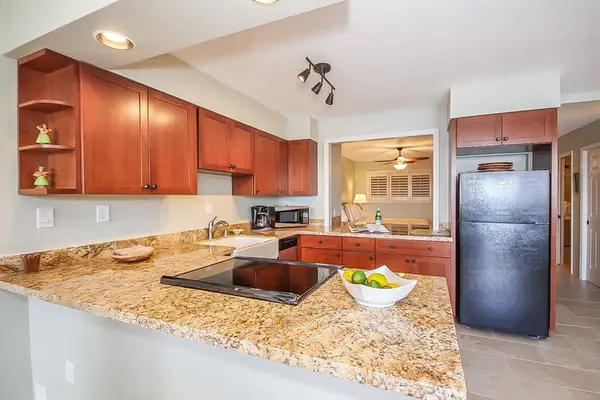 Fully sticked kitchen for all of the chef's needs.