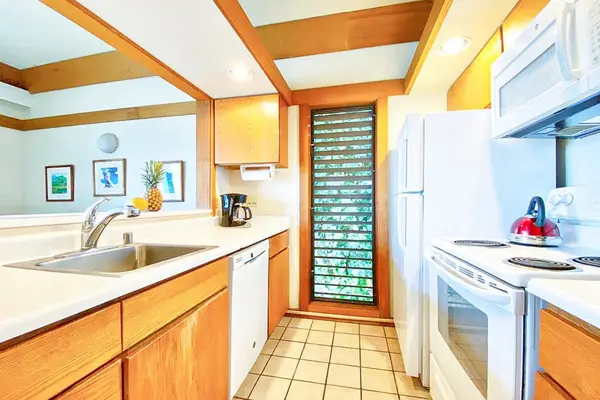 Fully stocked kitchen to prepare home cooked meals.