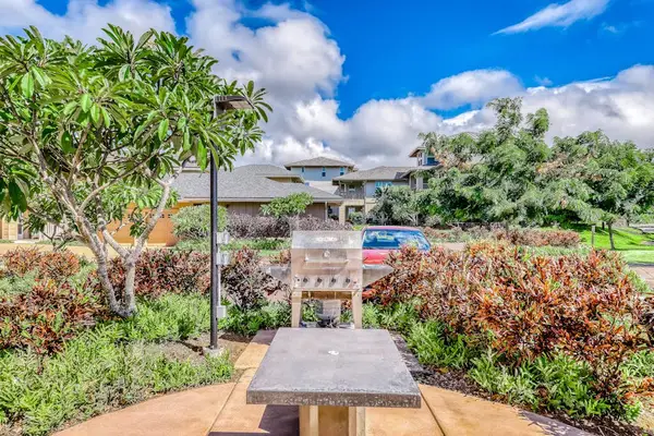 Pili Mai Resort gas grills for your personal use.