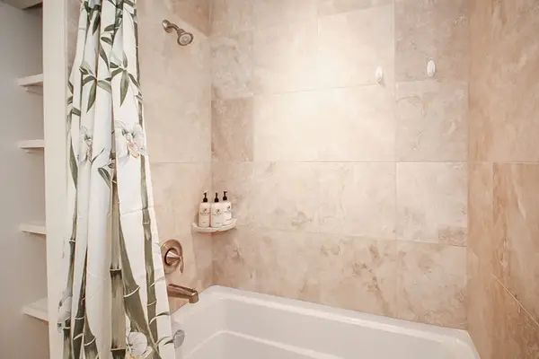 Clean, Bright Bathroom with Fresh Towels