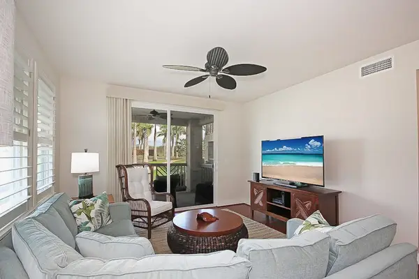 Comfortable Living for Family & Friends