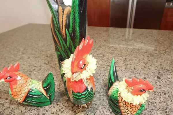 Stylish Kitchen Accents for a Warm Welcome