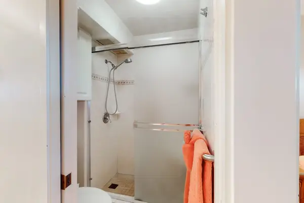 Sparkling Shower For Relaxing Refreshment