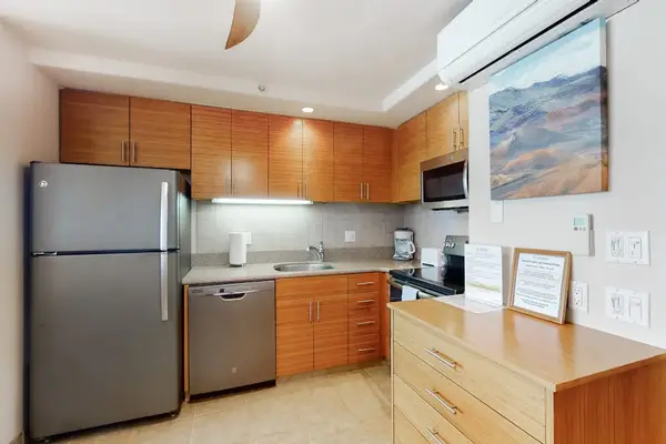 Fully equipped kitchen for everyday cooking