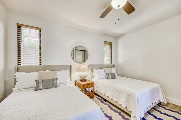 Tranquil Twin Bedroom For Restful Nights