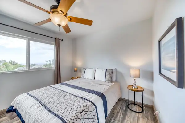 Cozy Guest Bedroom Retreat