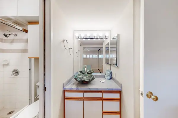 Fresh Vanity With Modern Finishes