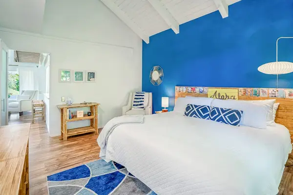 Comfortable guest bedroom with easy access to the bathroom.