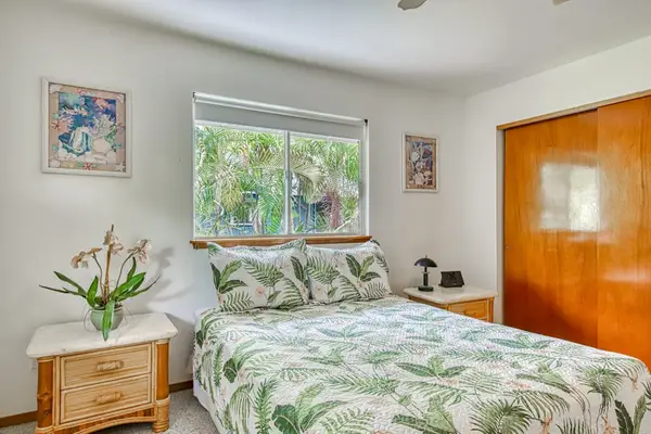 Queen Bed, Dual Nightstands, Large Closet Storage & Scenic Window View