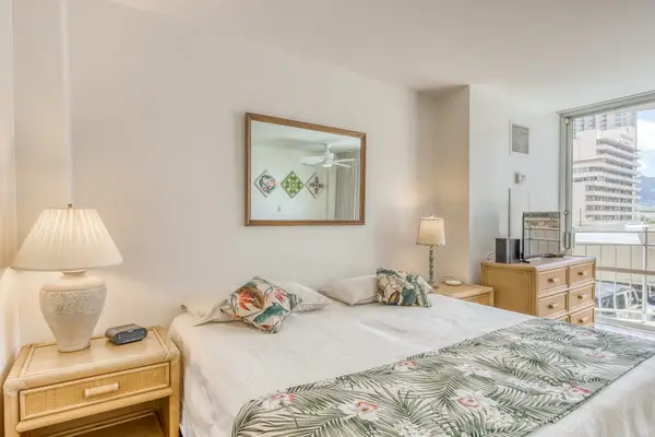 Settle in for a restful stay with a cozy king bed awaiting you.