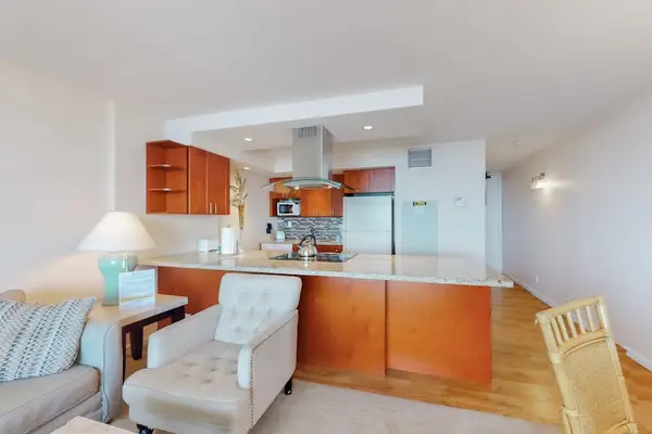 Modern Kitchen Made For Entertaining