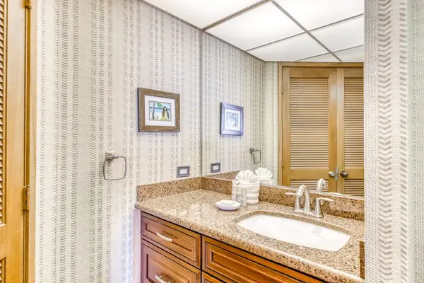 Spa Style Bathroom With Granite Vanity