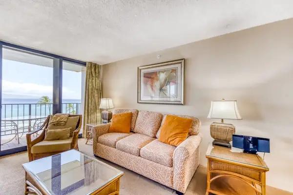 Relax In Your Ocean View Retreat