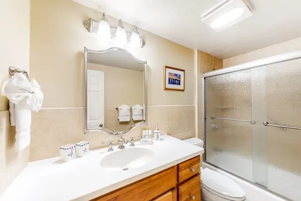 Bright bathroom with a spacious walk-in shower