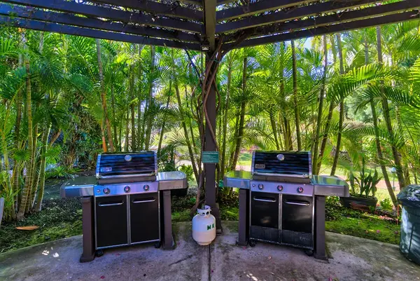Enjoy tasty BBQs and relaxing outdoor moments with loved ones
