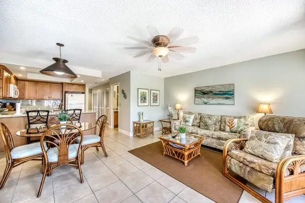 Bright kitchen arrangement supports relaxed cooking and household routines daily