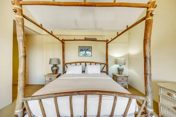 Elegant king bedroom with tropical charm