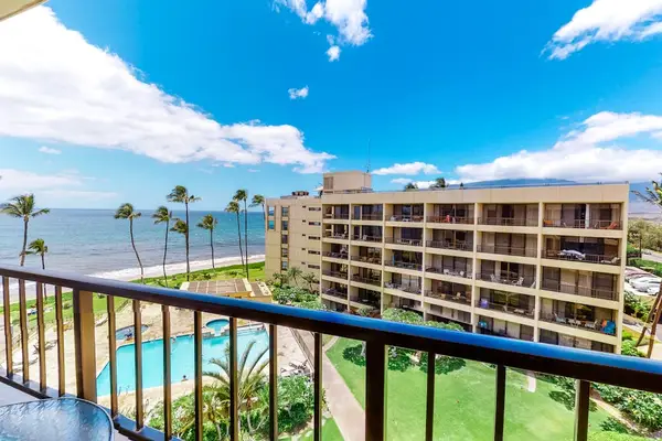Resort And Ocean Views From Your Balcony