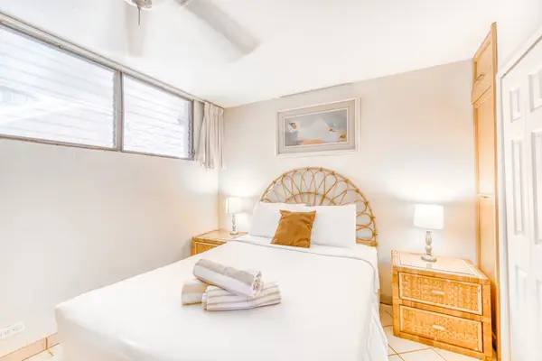 Bright Guest Retreat With Island Charm