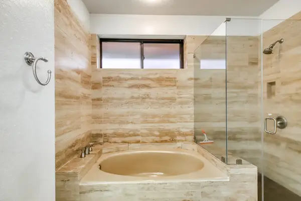 Relaxing Soaking Tub Retreat