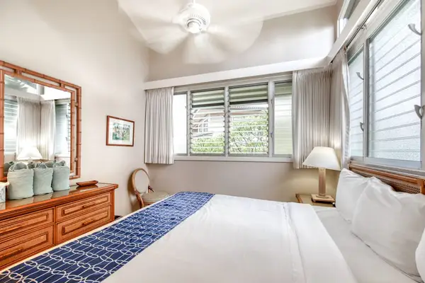 Serene Bedroom With Island Inspired Comfort