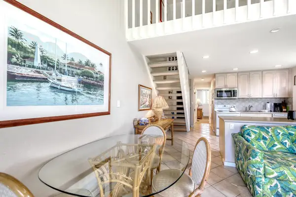 Dining Space For Memorable Island Meals