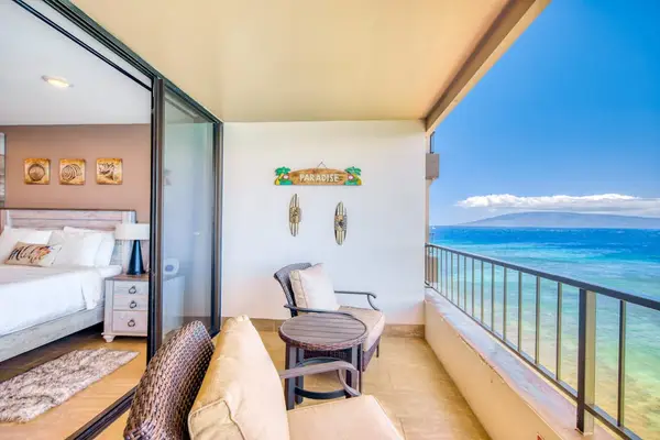 Private Lanai With Infinite Blue Views