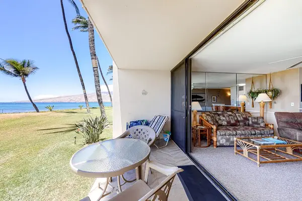 Seamless Indoor-Outdoor Living Right To The Garden