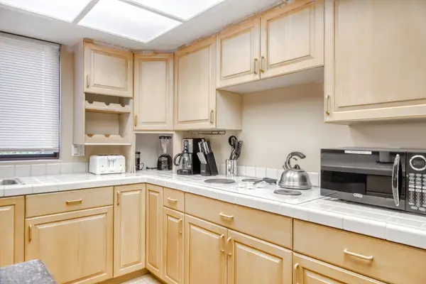 Fully Equipped Kitchen For Easy Home Cooking