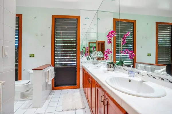 Additional bathroom for extra comfort during your stay