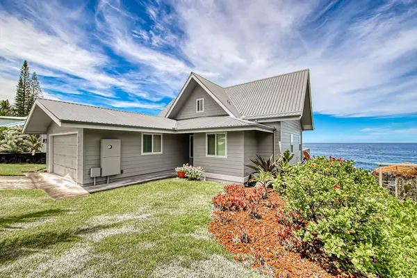 Charming Coastal Cottage Welcome