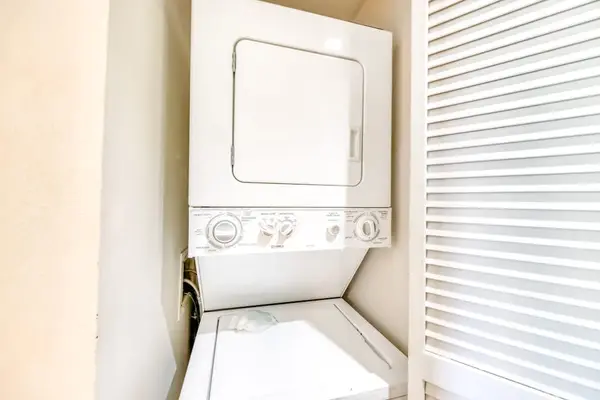 In unit washer and dryer make longer stays simple and more convenient daily