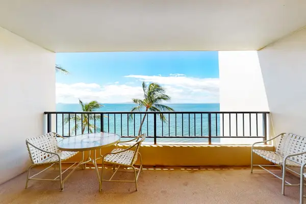 Ocean View Lanai For Morning Coffee