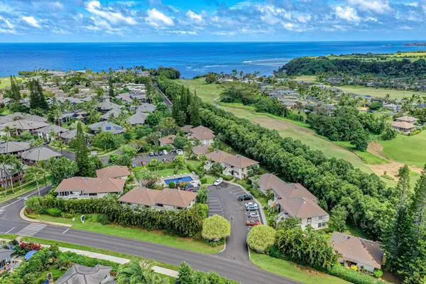 Scenic Front Yard With Ocean Views