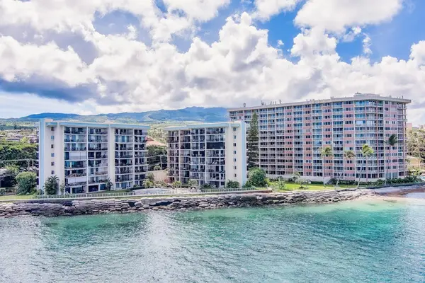 Hololani Resort