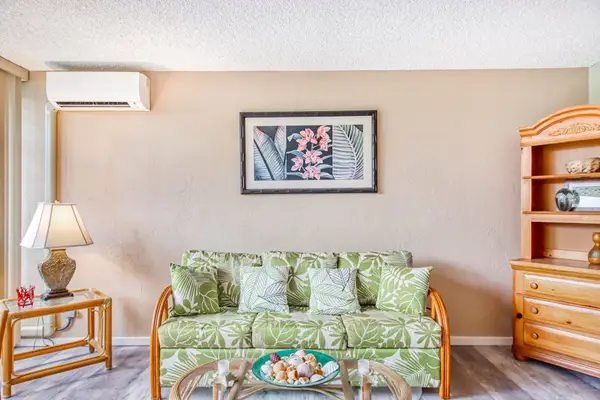 Open Living And Dining Retreat