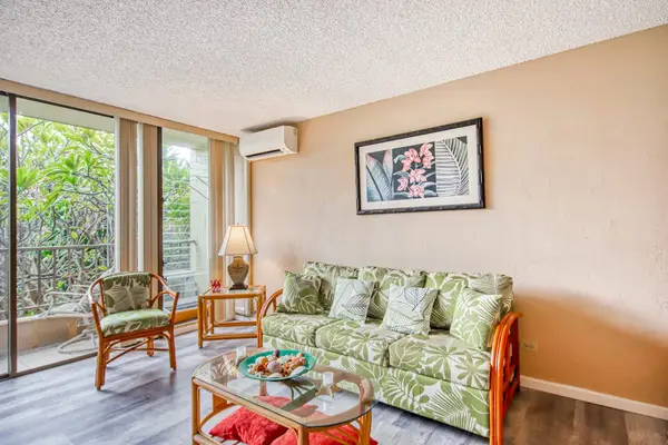 Bright Living Space To Relax